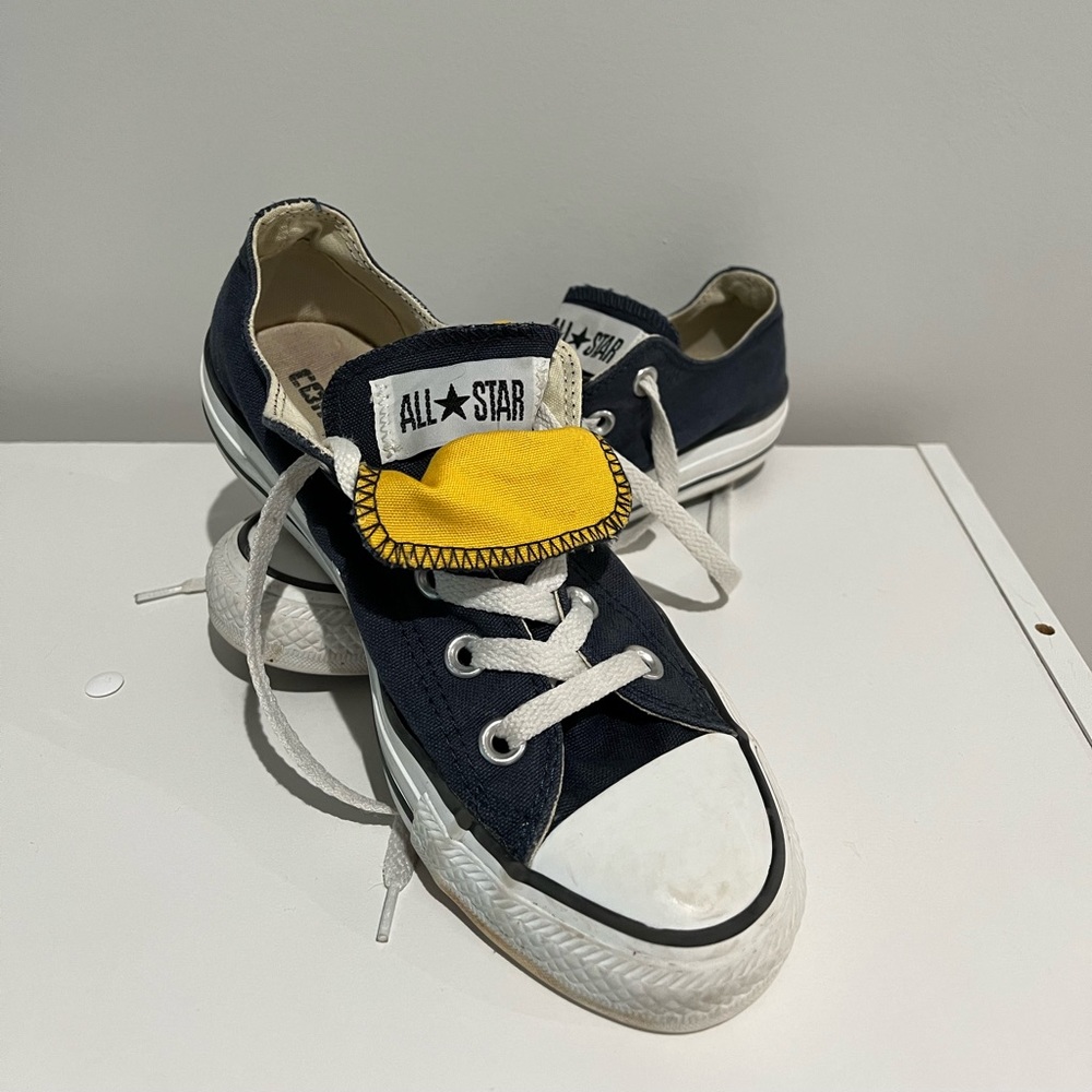 Converse double tongue shoes